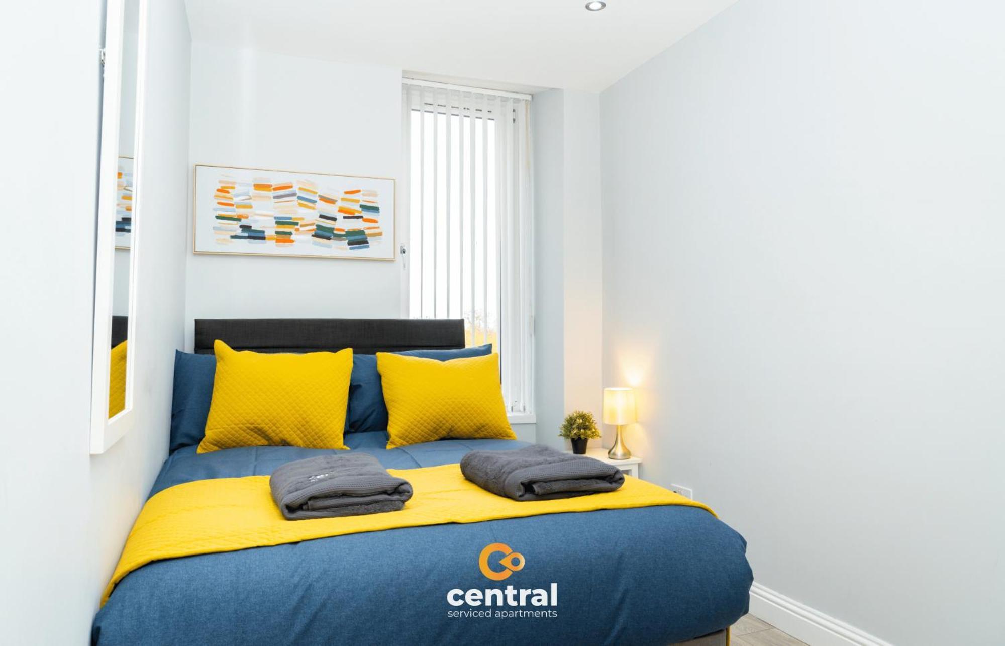 Central Serviced Apartments - 2 Bedroom - Ground Floor - Monthly & Weekly Bookings Welcome - Free Street Parking - 2 Double Beds - Wifi - Smart Tvs In Rooms - Fully Equipped - Heating 24-7 - Contractor & Short Stay Favourite Dundee Buitenkant foto